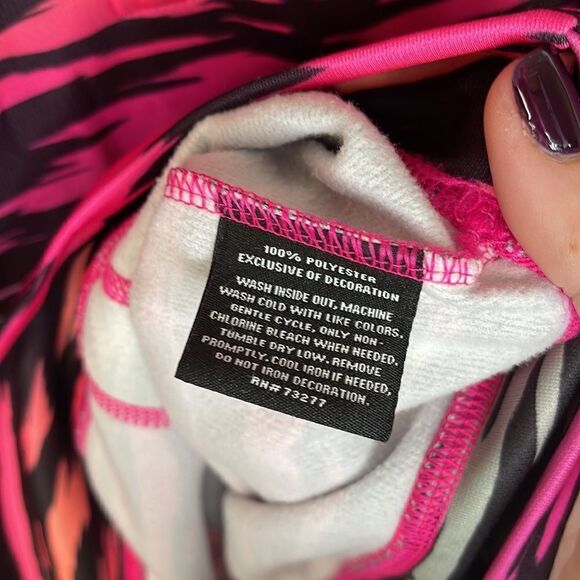 FILA Animal Print Pink Pullover Size Medium - Picture 6 of 8